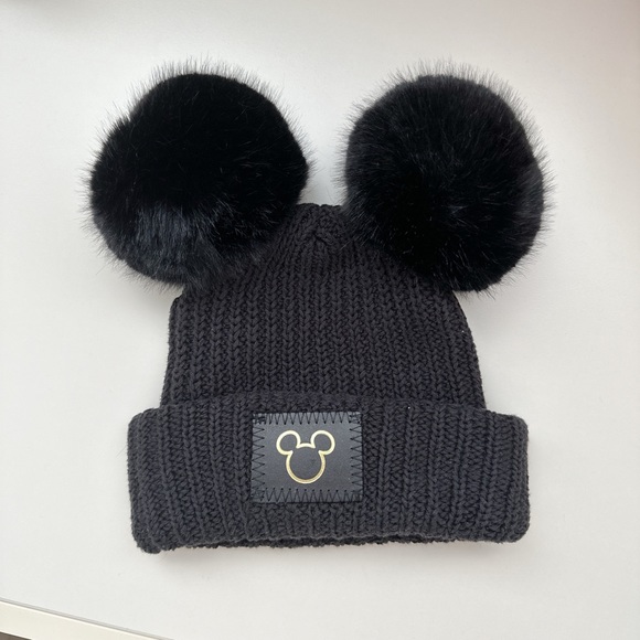 Disney * love your melon Mickey mouse beanie - Picture 1 of 5